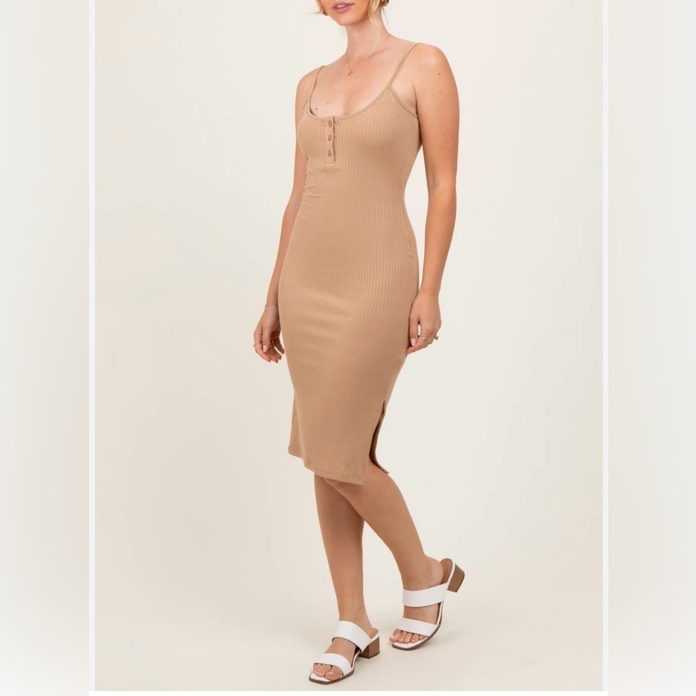 ACTIVE USE -Camel Ribbed Midi Dress